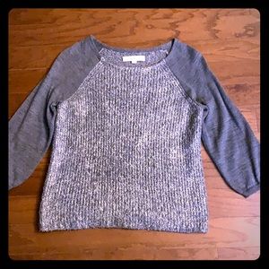 🌺Loft Gray and Silver sweater EUC Size Small